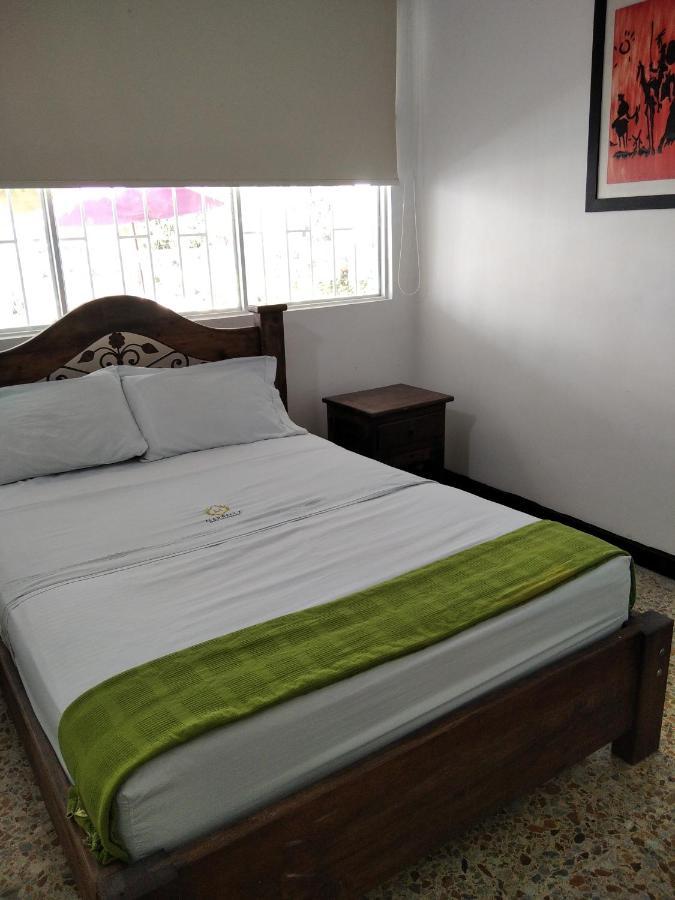 Hotel Maceo Melgar Esterno foto