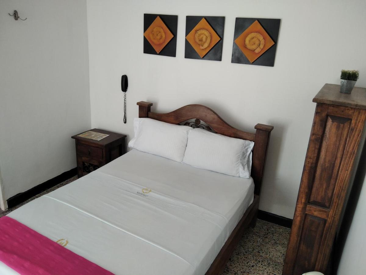 Hotel Maceo Melgar Esterno foto