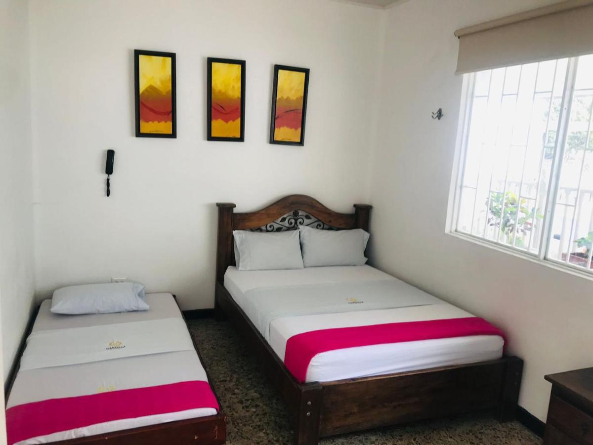 Hotel Maceo Melgar Esterno foto